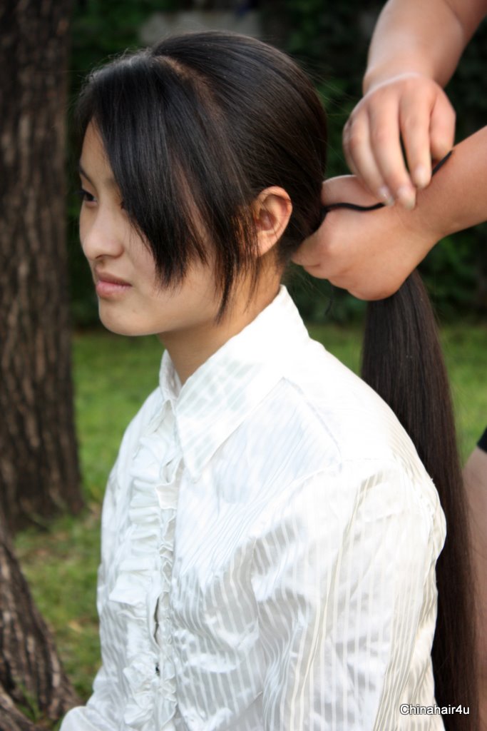 Very Very Long Hair Cutting Ladies, neoweb-design: Very Very Long Hair Cutt...